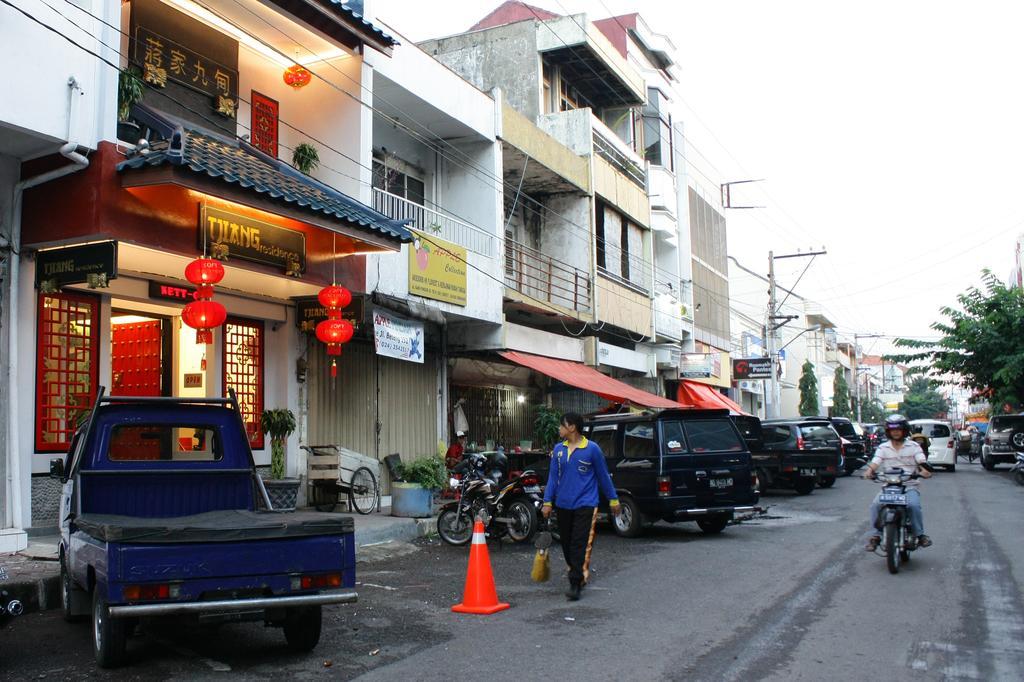 Tjiang Hotel